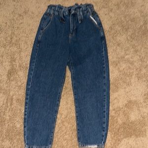 Zara Cropped High-Waisted Mom Jeans